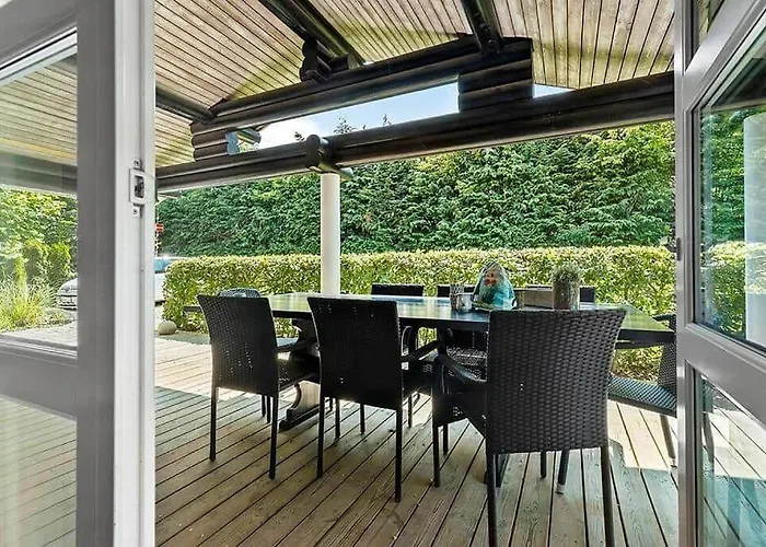 8860-glesborg-floden-72 بيت للعطل